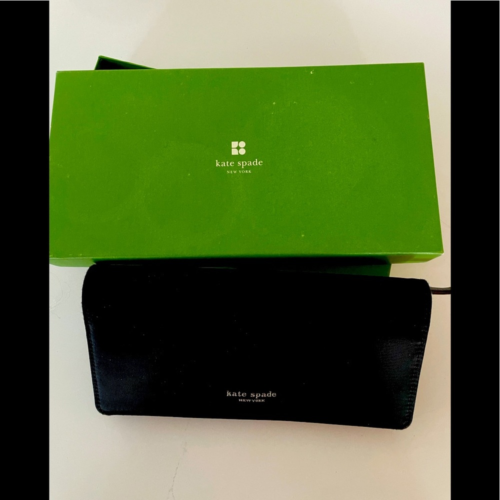 Kate Spade wallet, black.